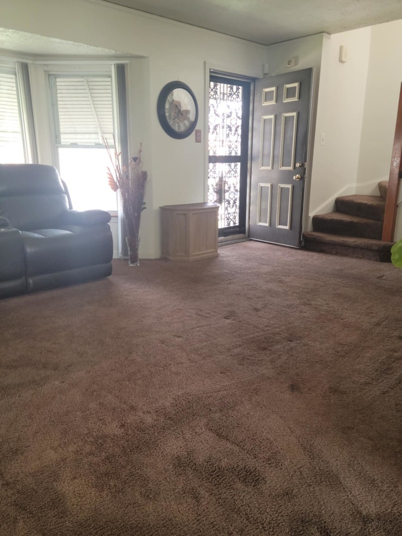 Property Photo: 8332 S Hoyne Avenue IL 60620