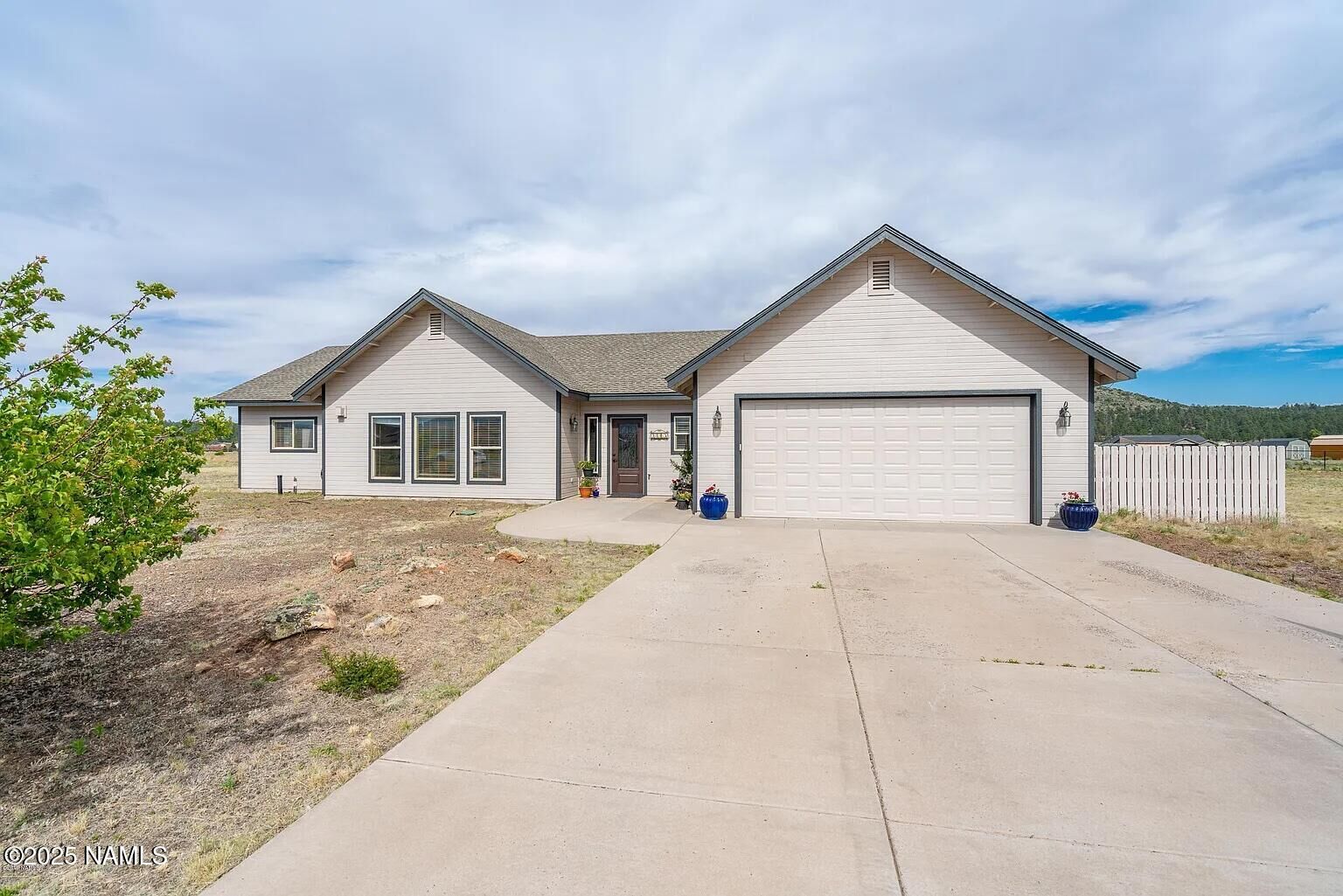 Property Photo: 9405 N Bryant Road AZ 86004