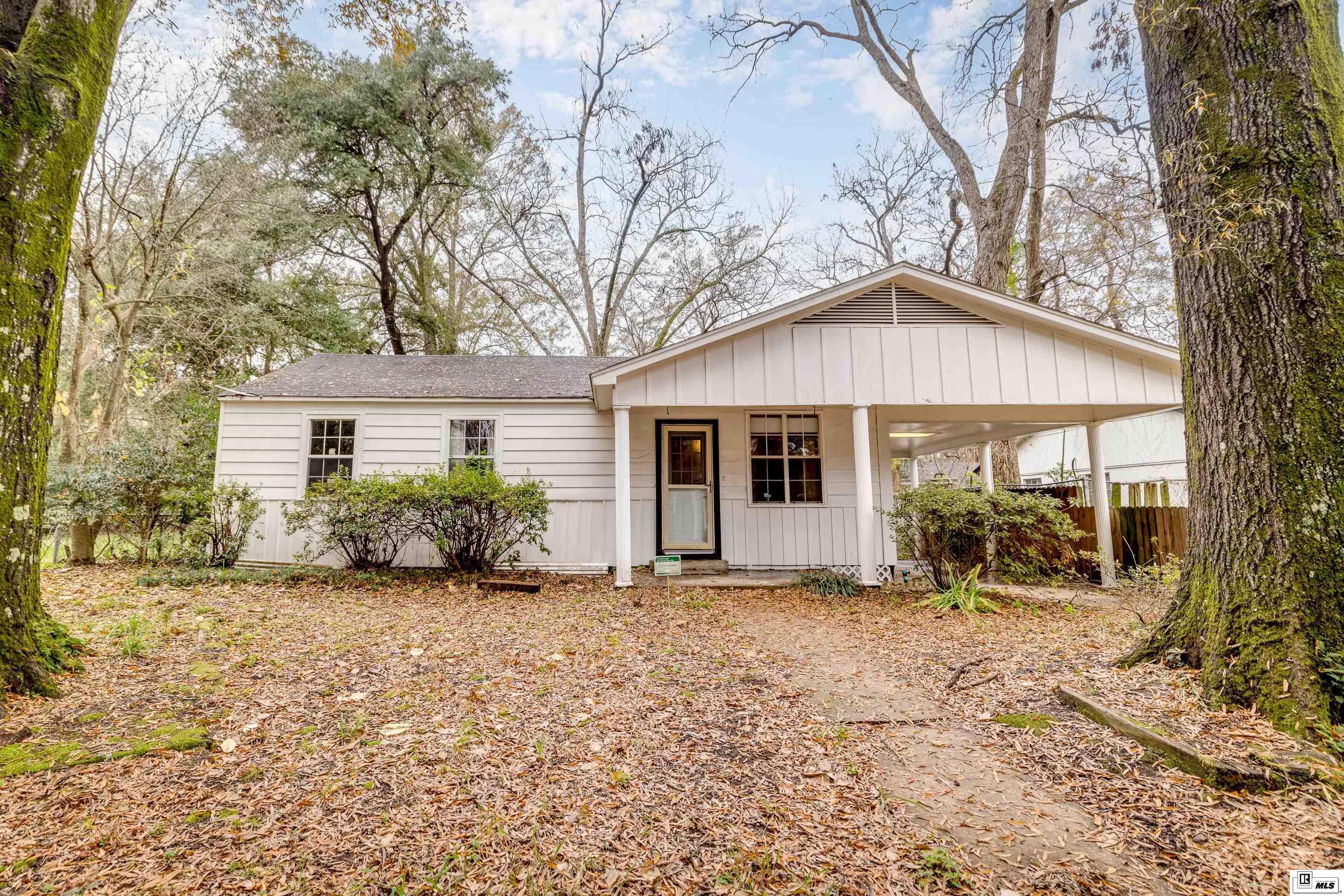 Property Photo: 3202 Gordon Avenue LA 71202