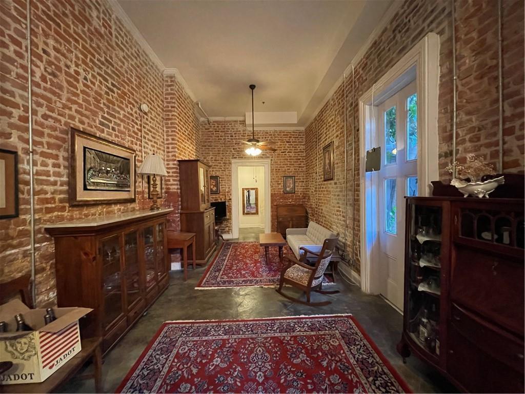 Property Photo: 231 N Rampart Street 1 LA 70112