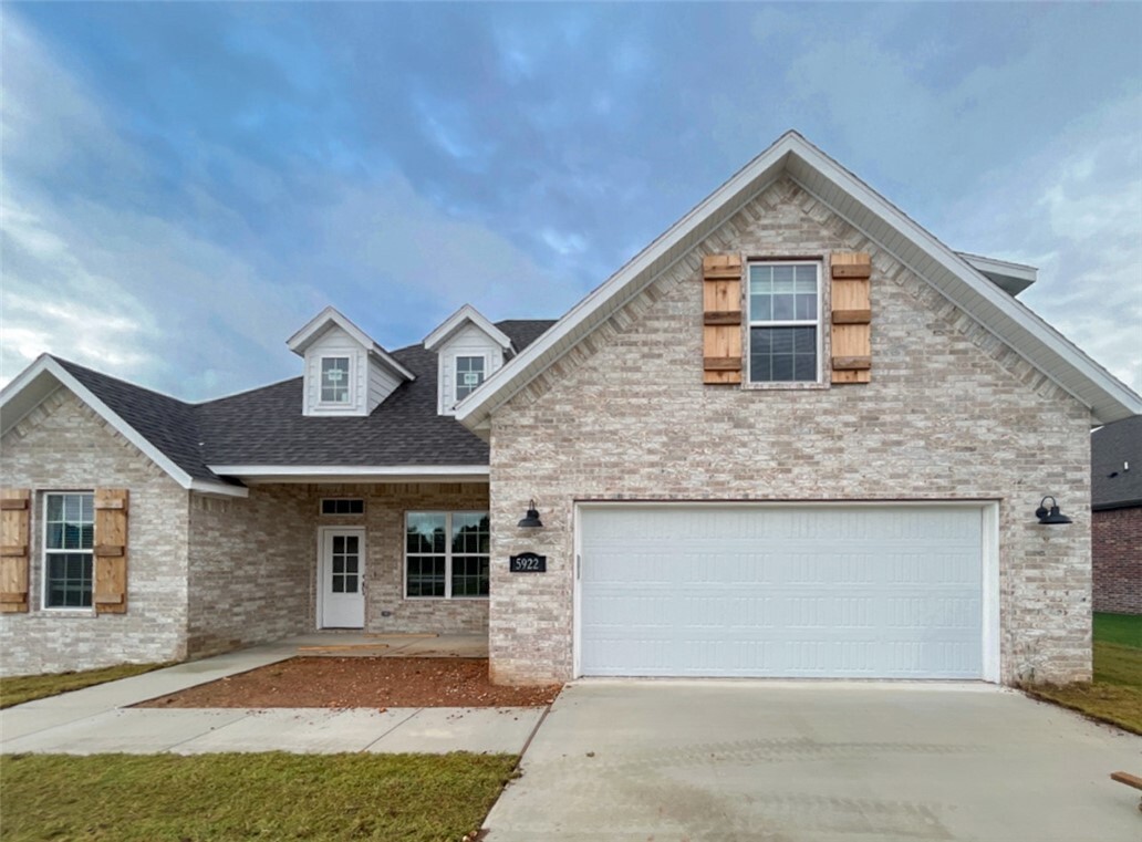 Property Photo: 5840 Poppy Avenue AR 72762