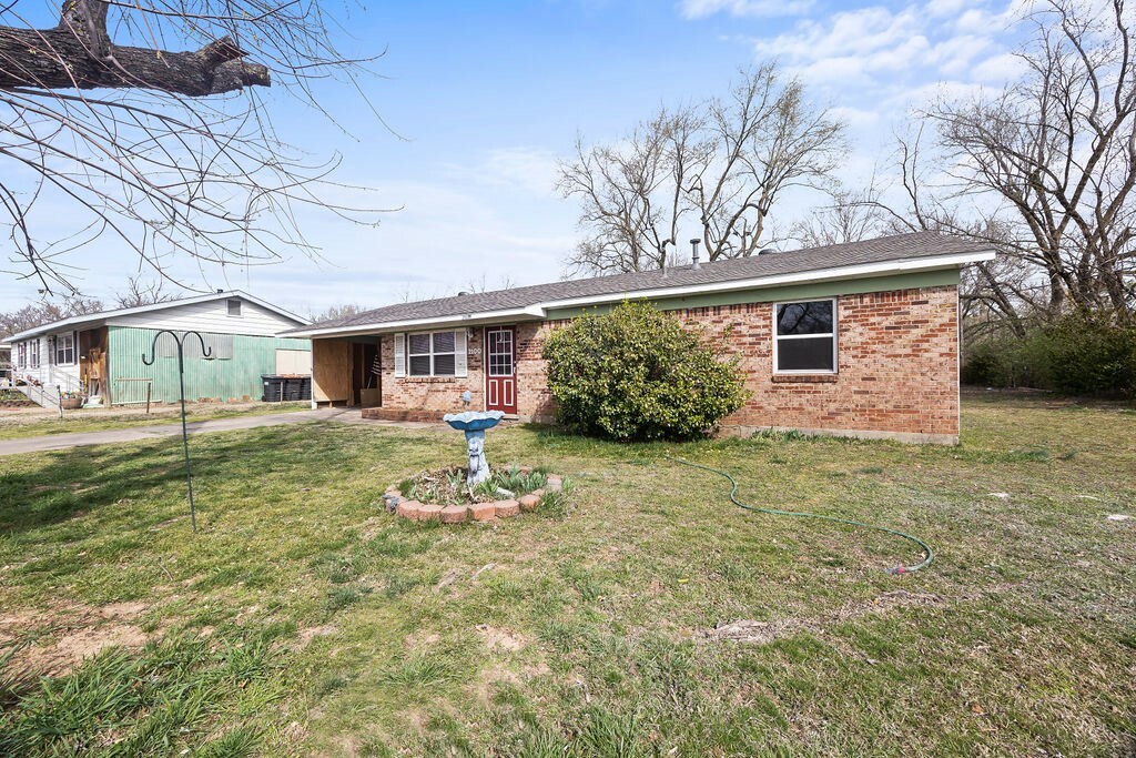 2100 Sycamore Place  Springdale AR 72762 photo