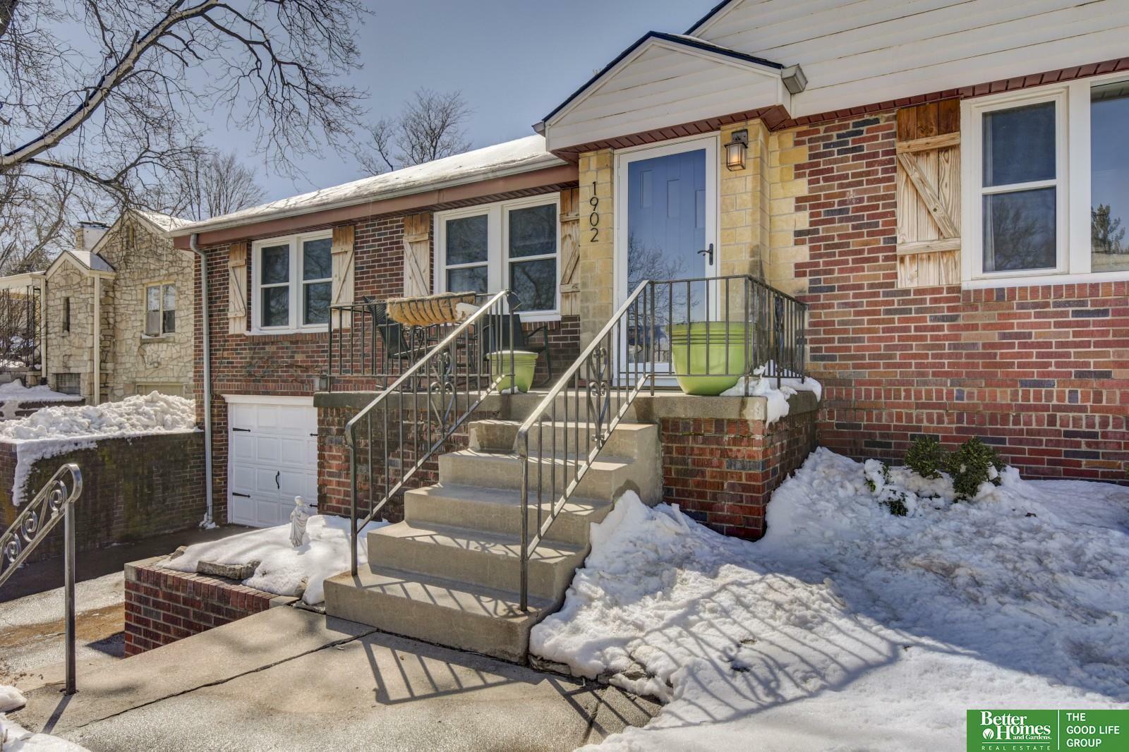 Property Photo: 1902 N 59 Street NE 68104