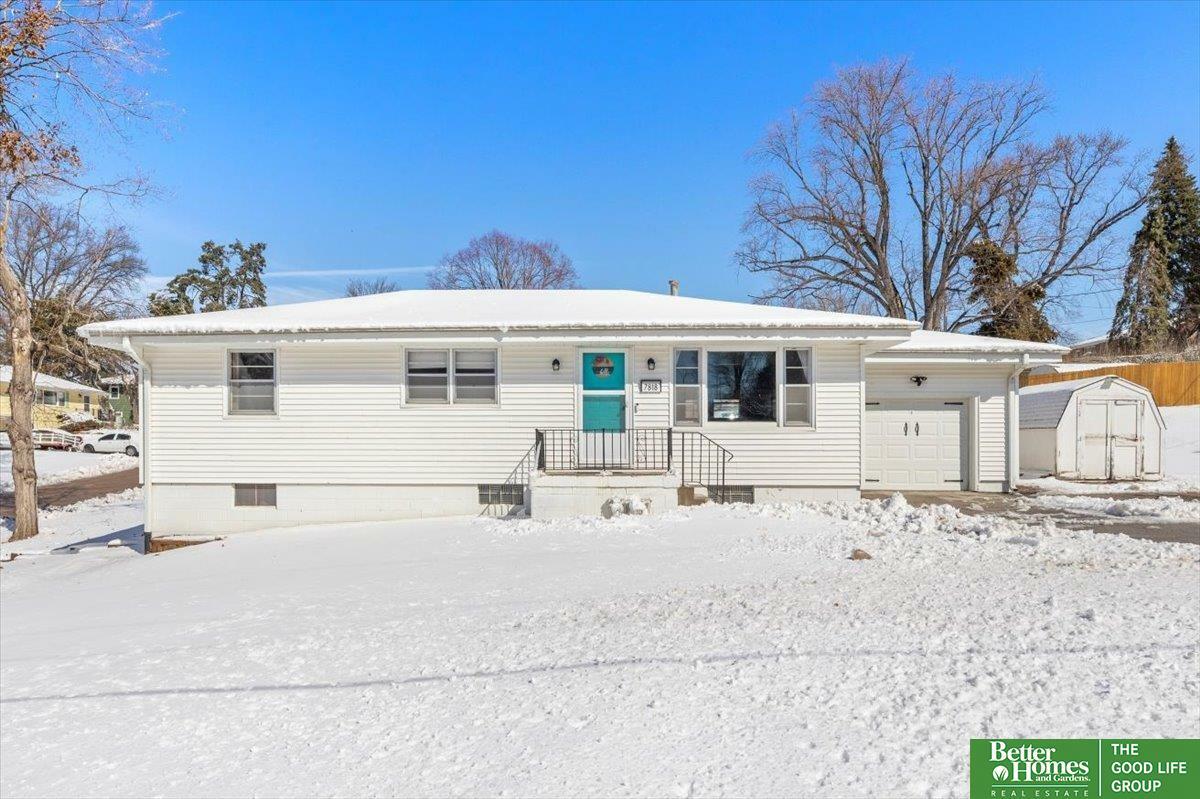 Property Photo: 7818 Jaynes Street NE 68134