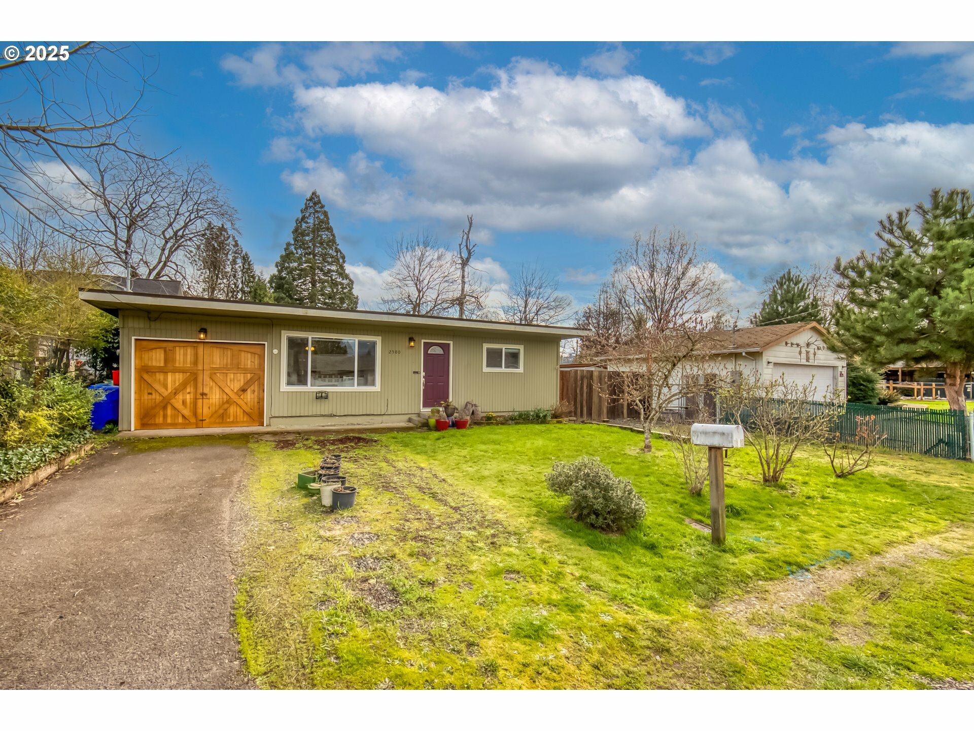 2500 SE Walnut St  Milwaukie OR 97267 photo