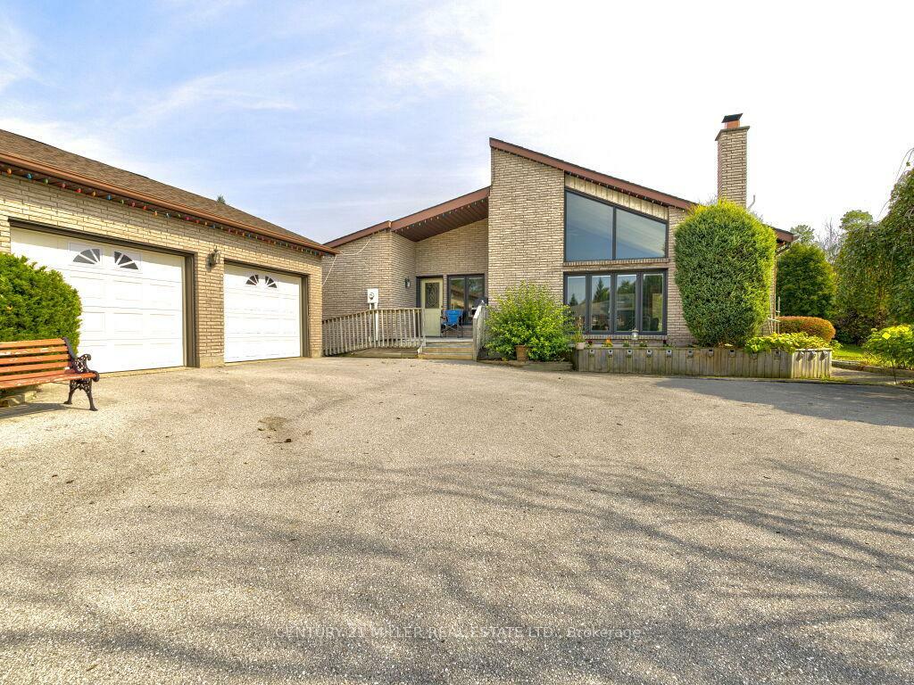 Property Photo: 11331 Amos Drive ON L0P 1B0