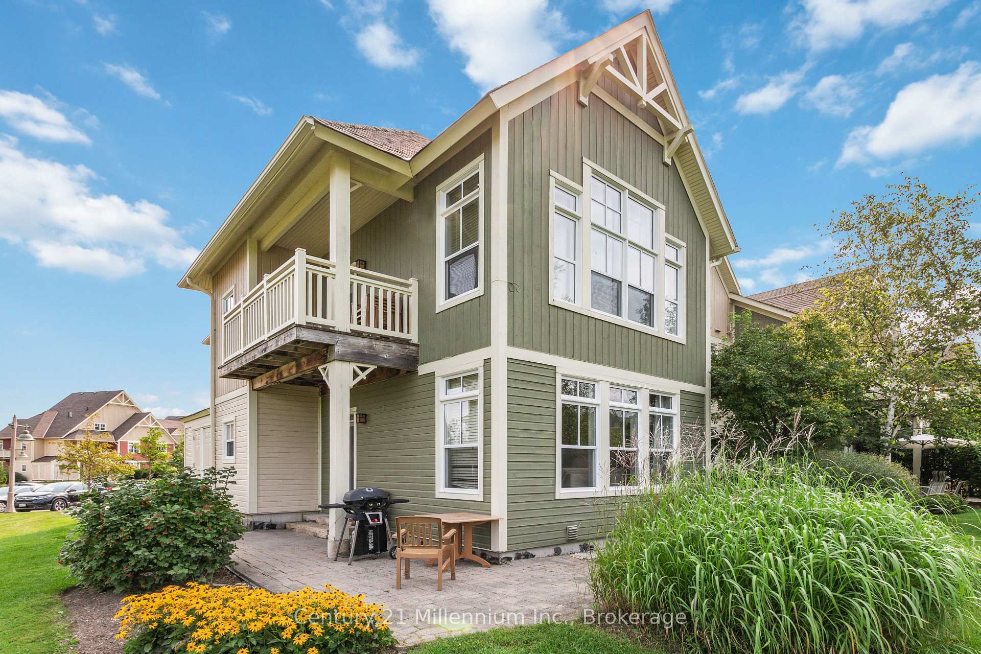 Property Photo: 130 Fairway Court 239 ON L9Y 0P8