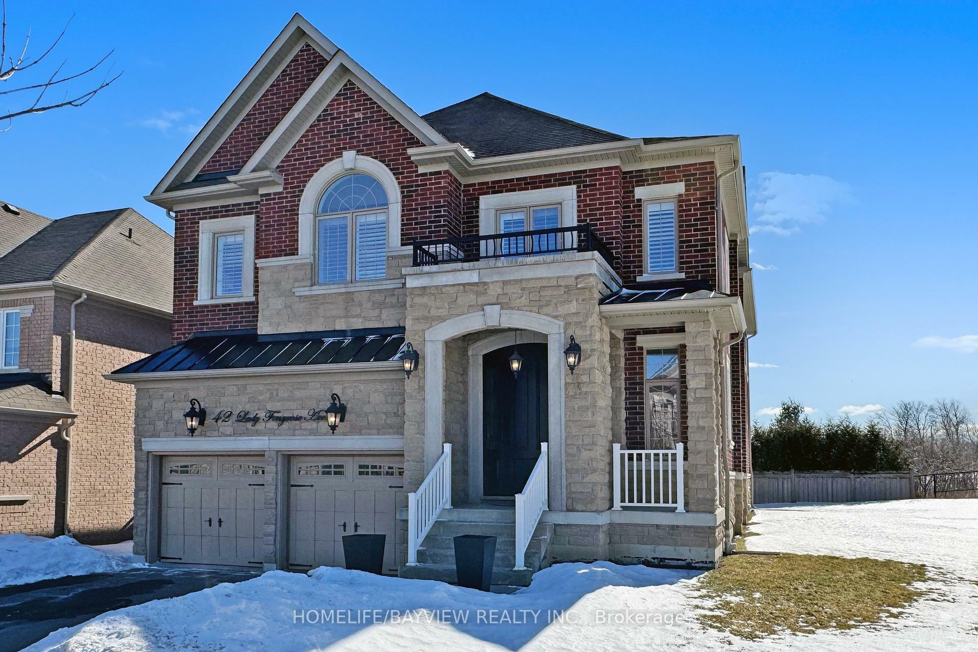 Property Photo: 42 Lady Fenyrose Avenue ON L6A 0E2