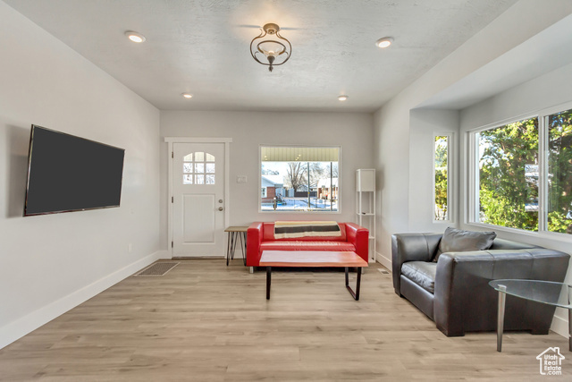 Property Photo: 475 E Lambourne Ave UT 84115