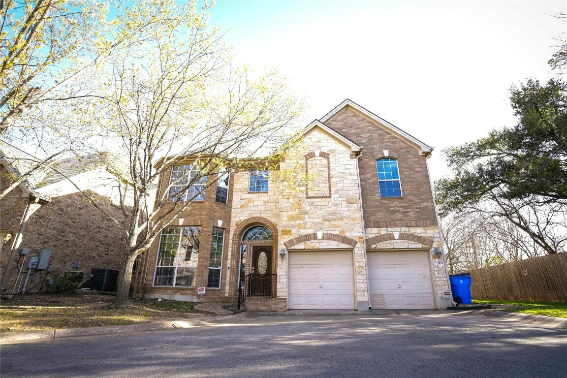 11608 Spicewood Parkway 38  Austin TX 78750 photo