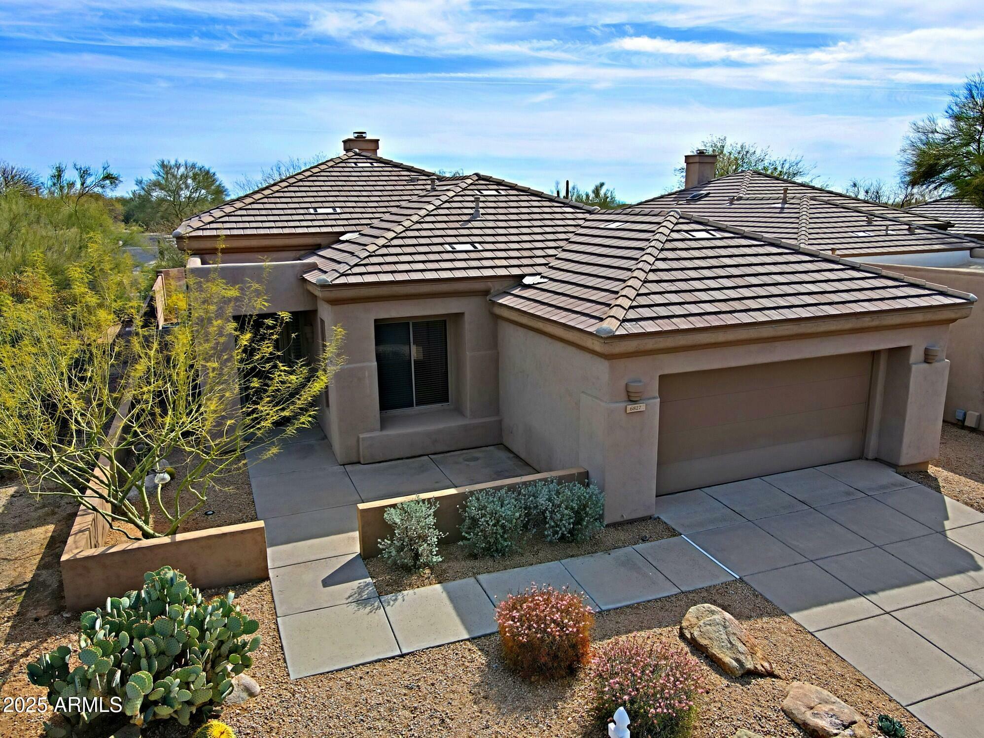 6827 E Eagle Feather Road  Scottsdale AZ 85266 photo