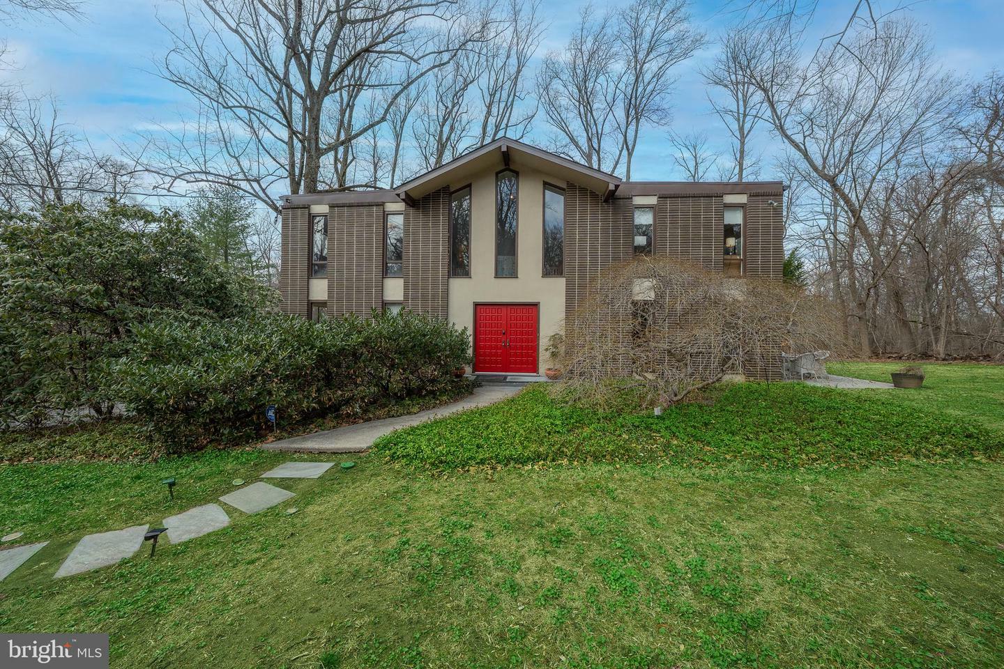 828 Summit Road  Penn Valley PA 19072 photo