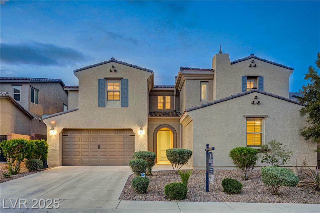 Property Photo: 1004 Bluebird Ridge Court NV 89084