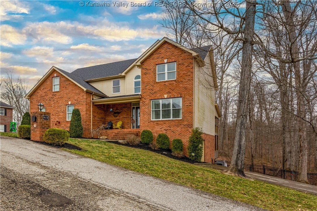 Property Photo: 418 Woodberry Way WV 25213