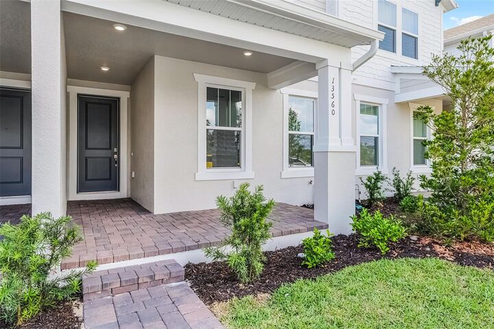 Property Photo: 13532 Autumn Harvest Avenue FL 34787