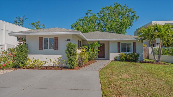 2141 Hyde Park Street  Sarasota FL 34239 photo