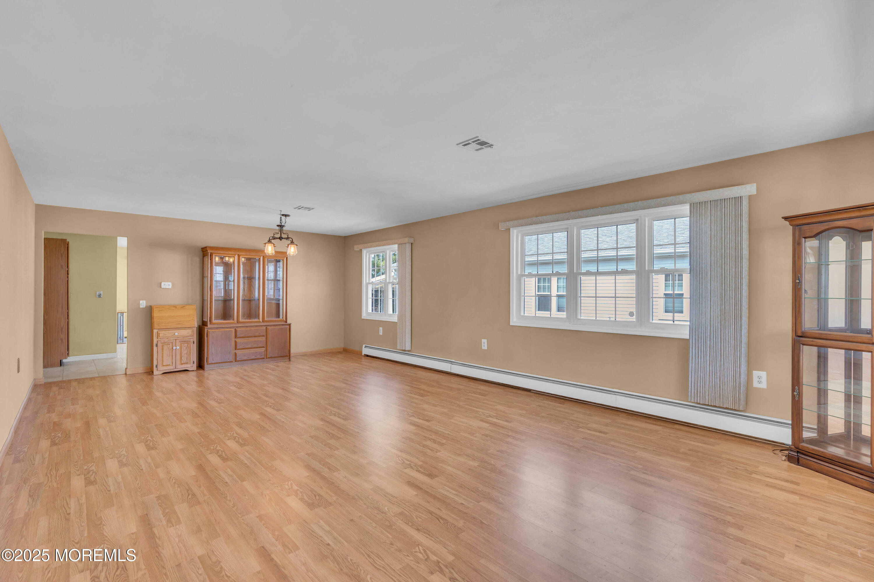 Property Photo: 5 Linstead Court NJ 08757