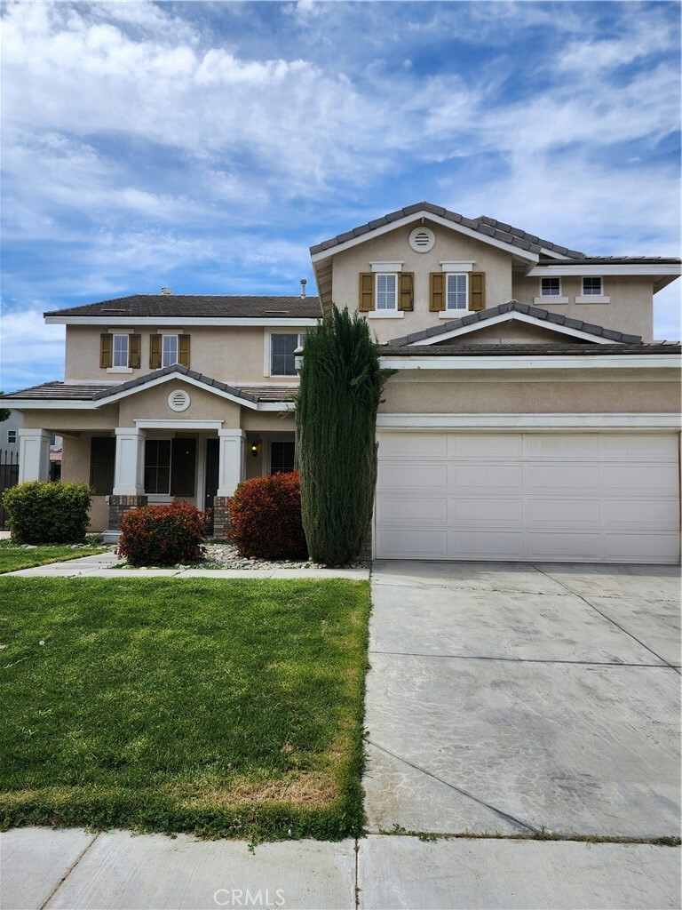 Property Photo: 43725 Windrose Place CA 93536
