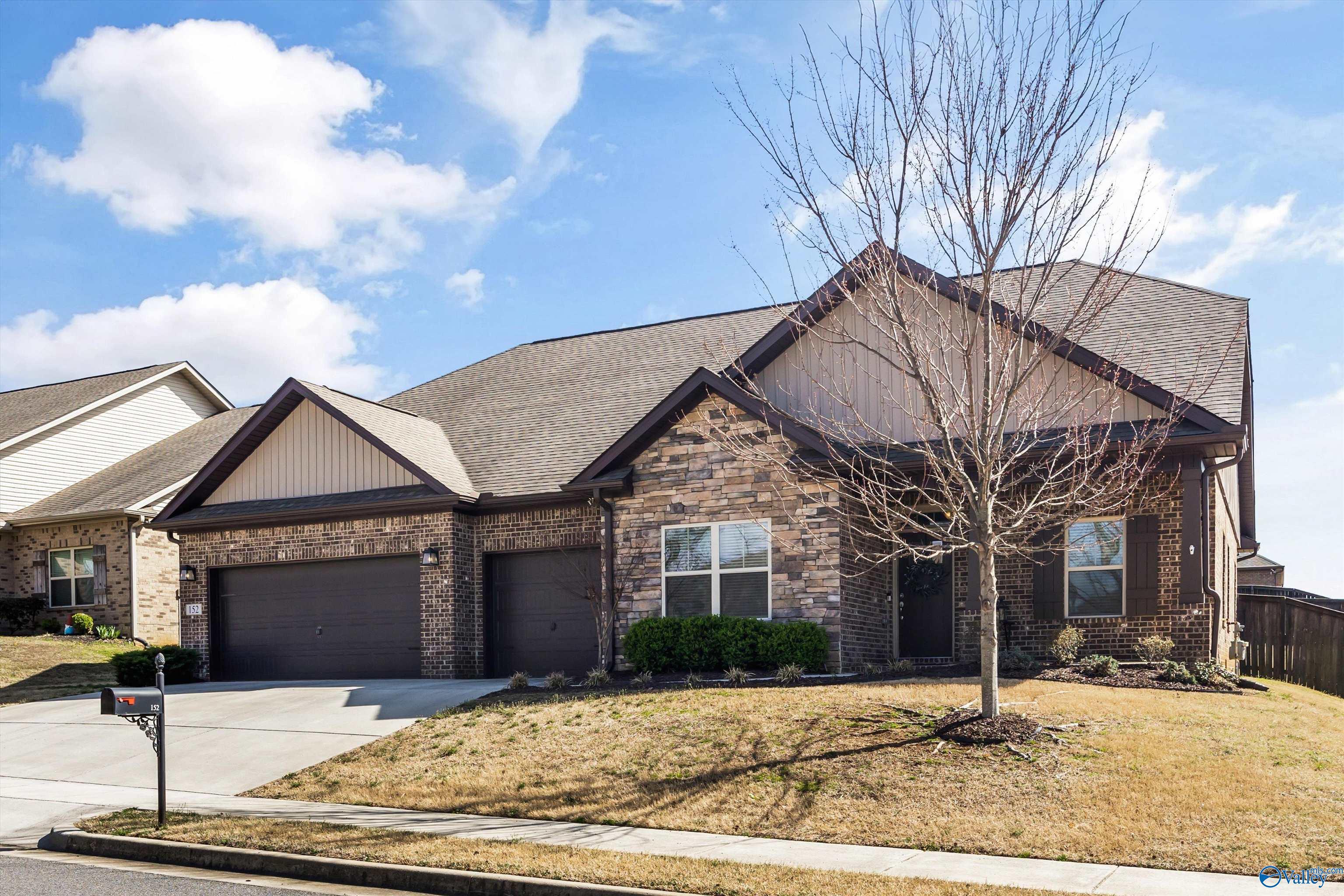 Property Photo:  152 Heritage Brook Drive NW  AL 35757 