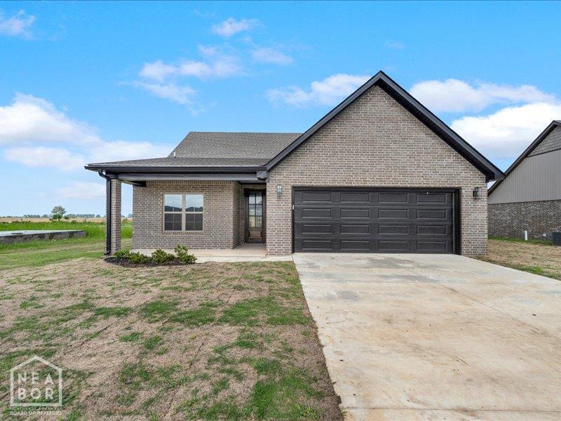 Property Photo: 173 Pintail Pointe AR 72442