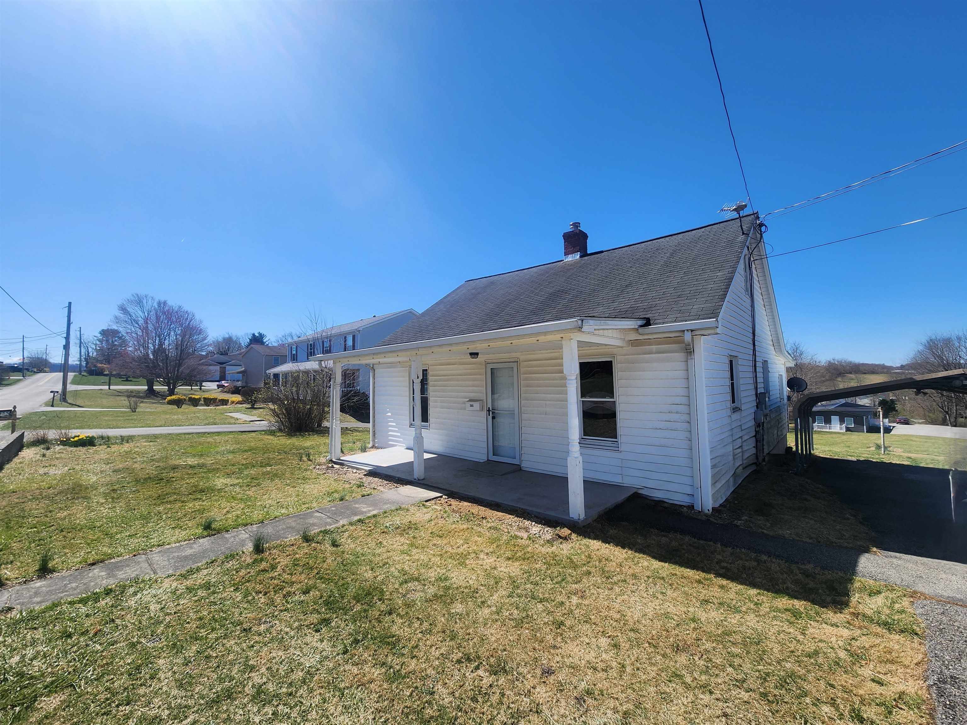 Property Photo: 365 Clearview Drive VA 24073