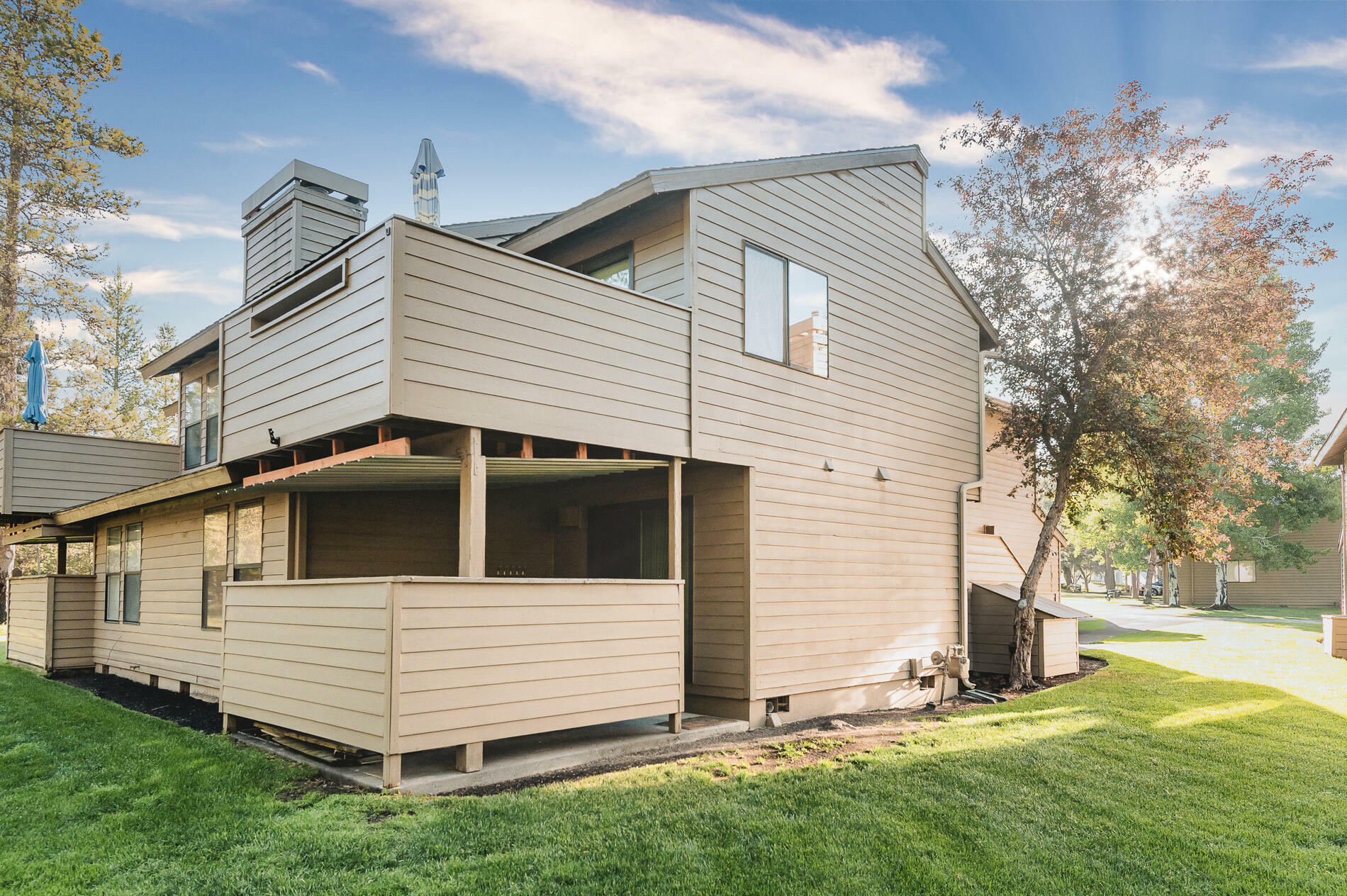 Property Photo: 17760 W Core Road 16 OR 97707