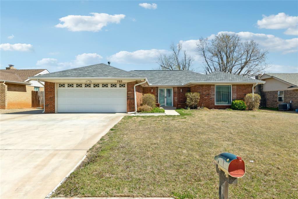Property Photo: 705 Park Drive OK 73099