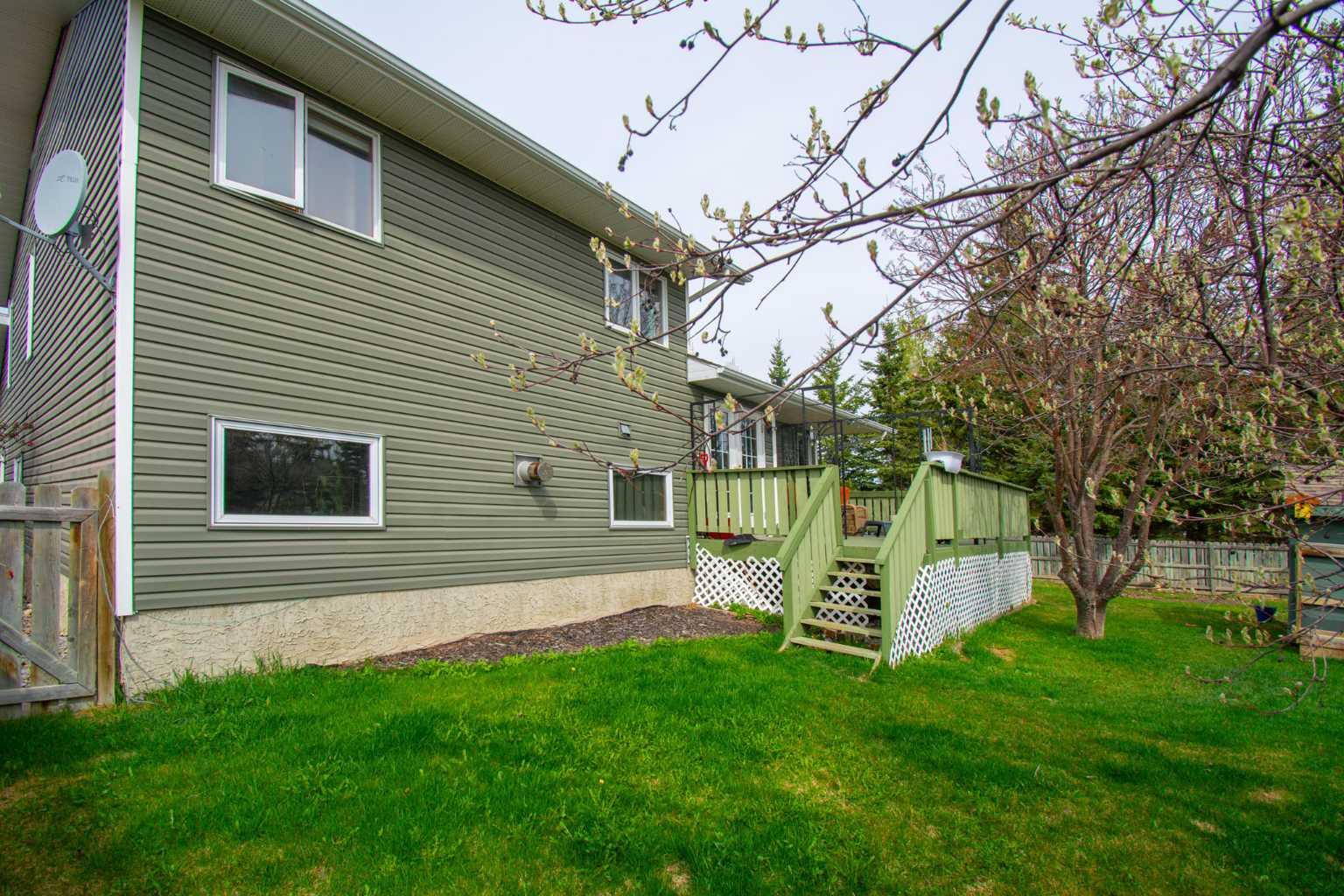 Property Photo: 7005 61 Street AB T4T 1M2