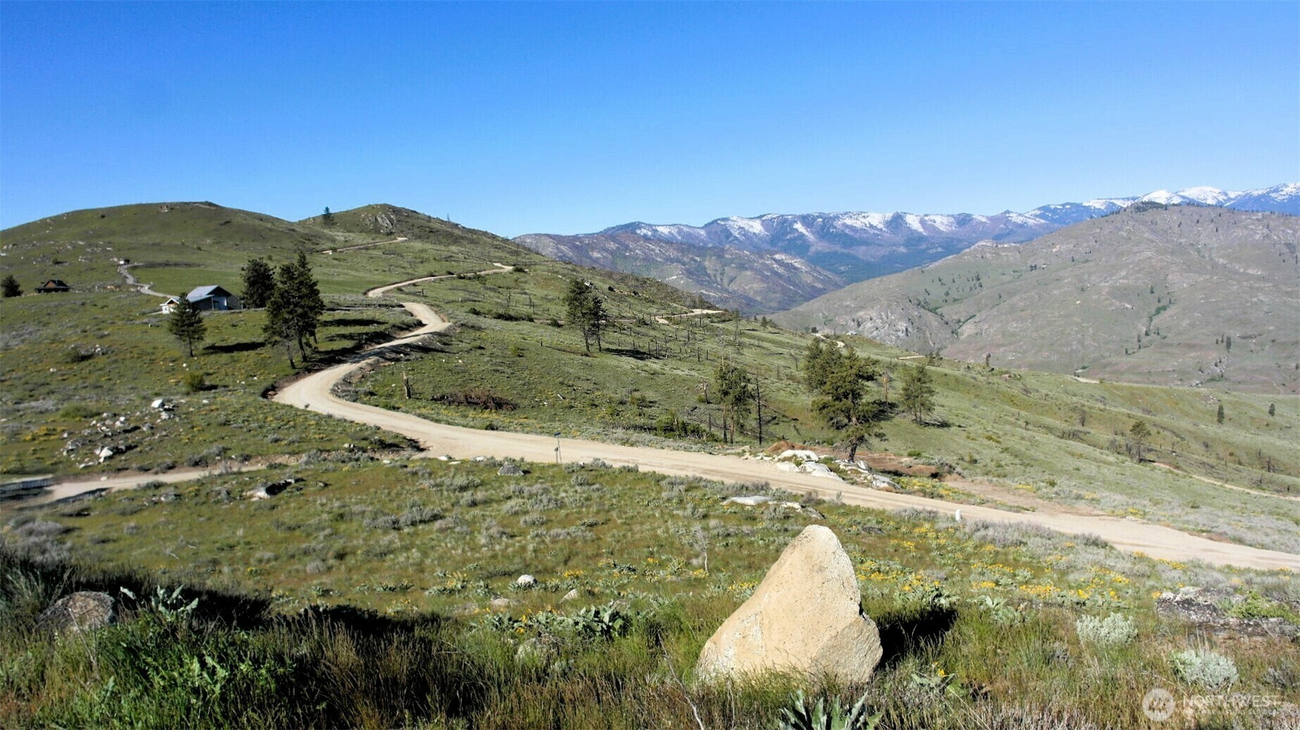 Property Photo: 31 Cowboy Road WA 98834