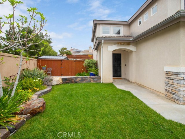 Property Photo: 41194 Sea Island Court CA 92591