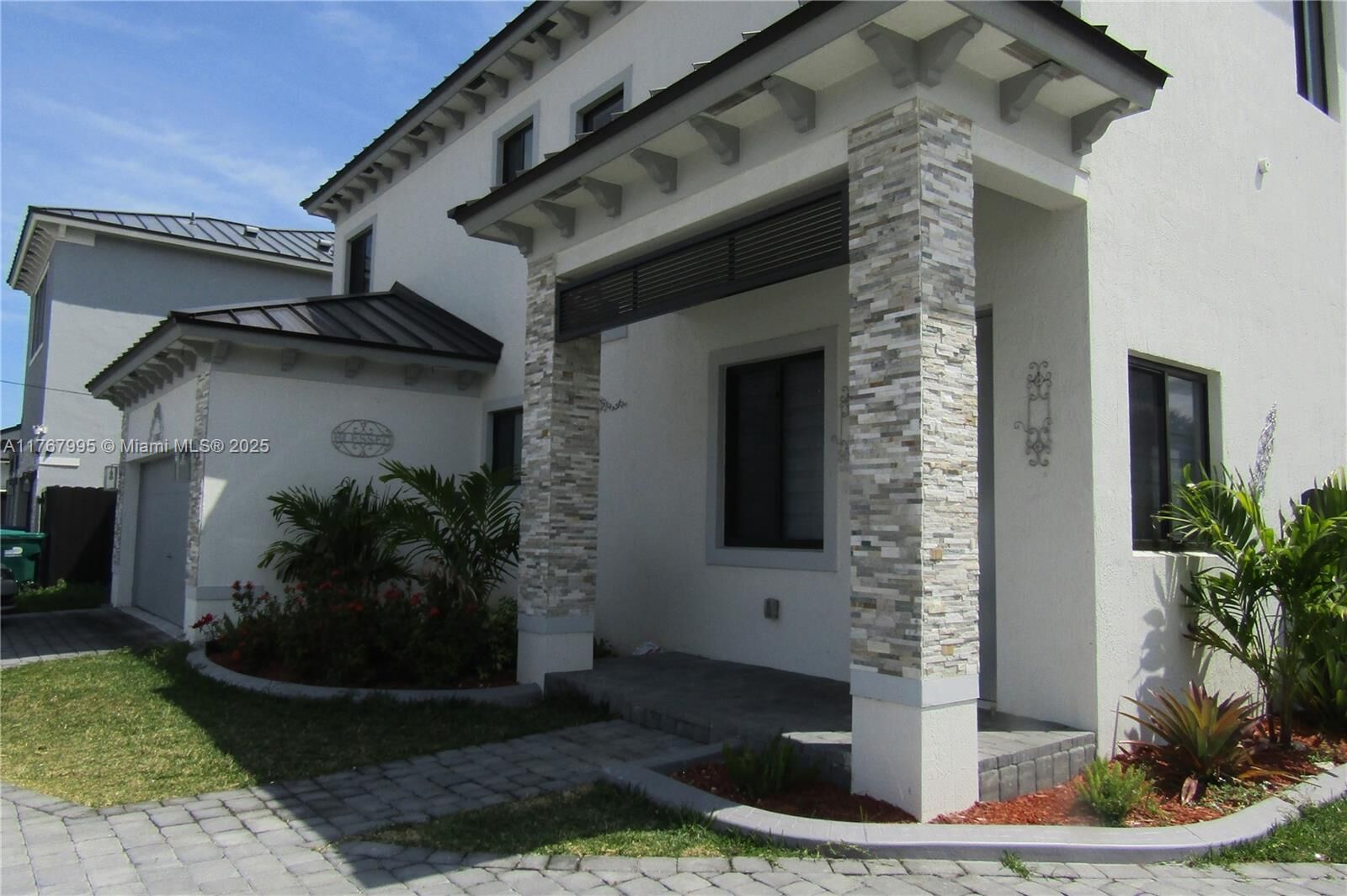 Property Photo: 11998 SW 232nd St FL 33170