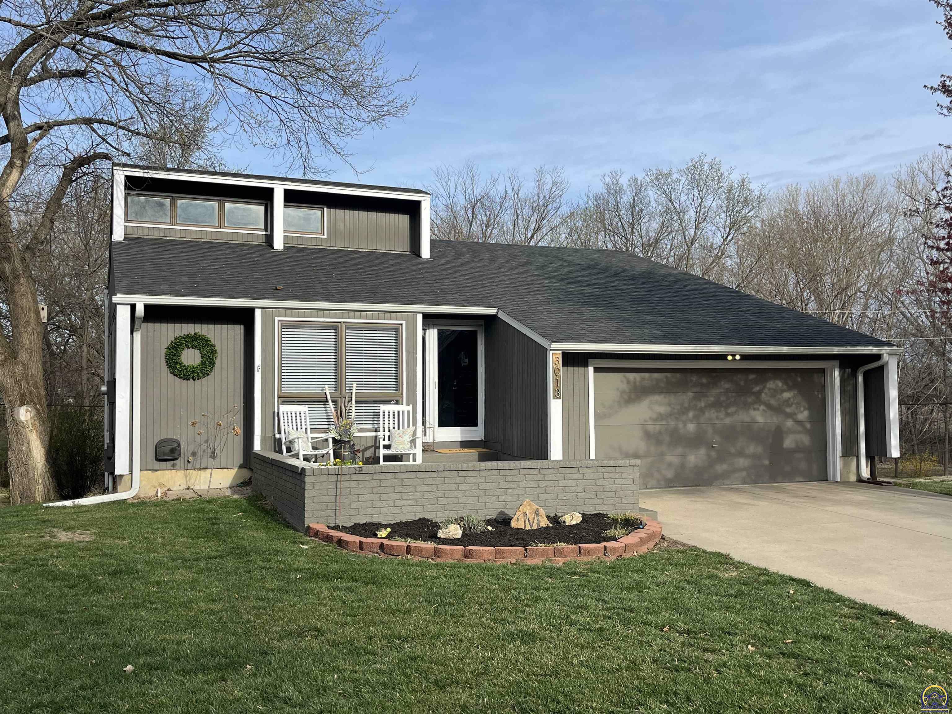 Property Photo: 3013 Izquierdo Ct KS 66801