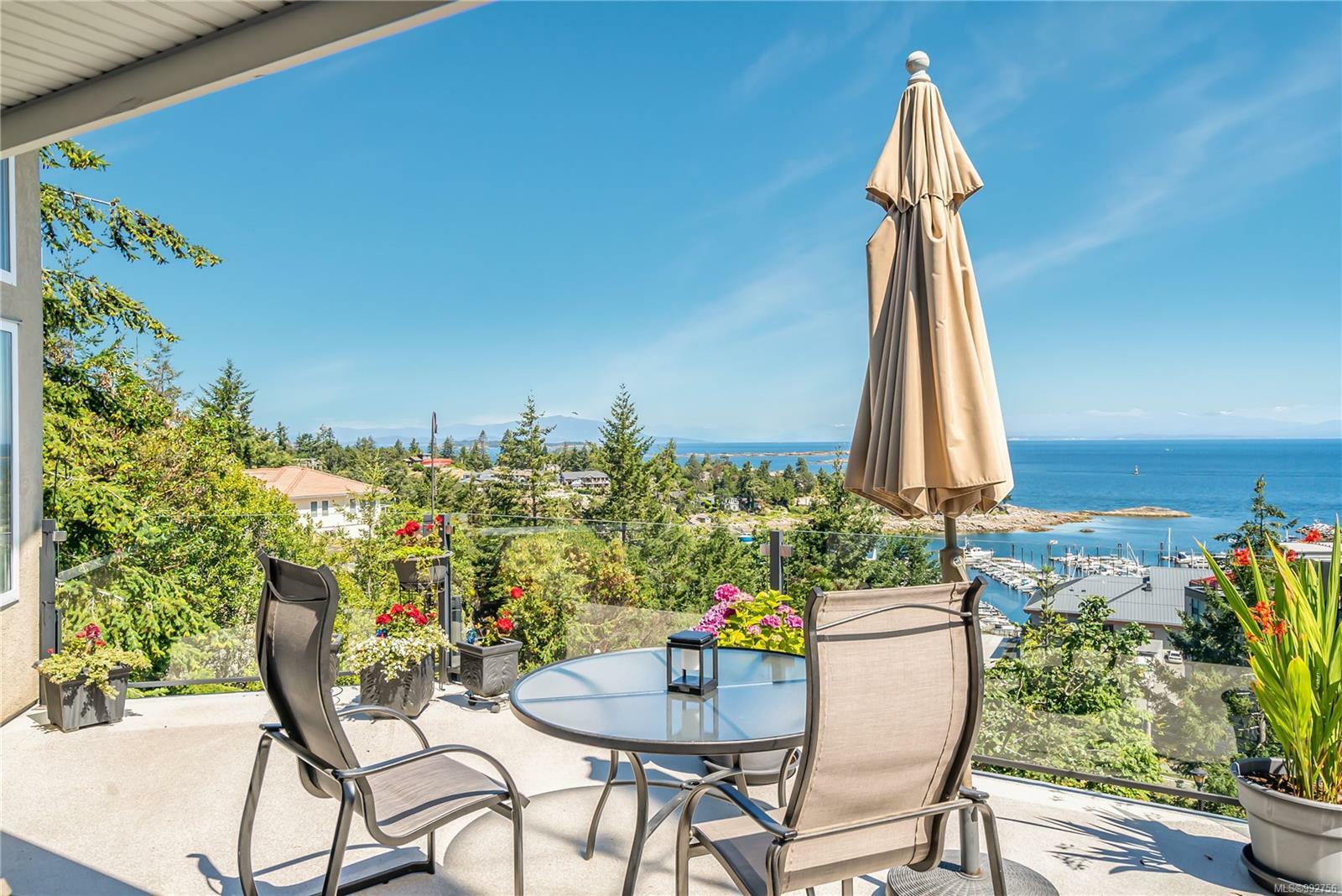 Property Photo: 3495 Seabluff Lane BC V9P 9H3