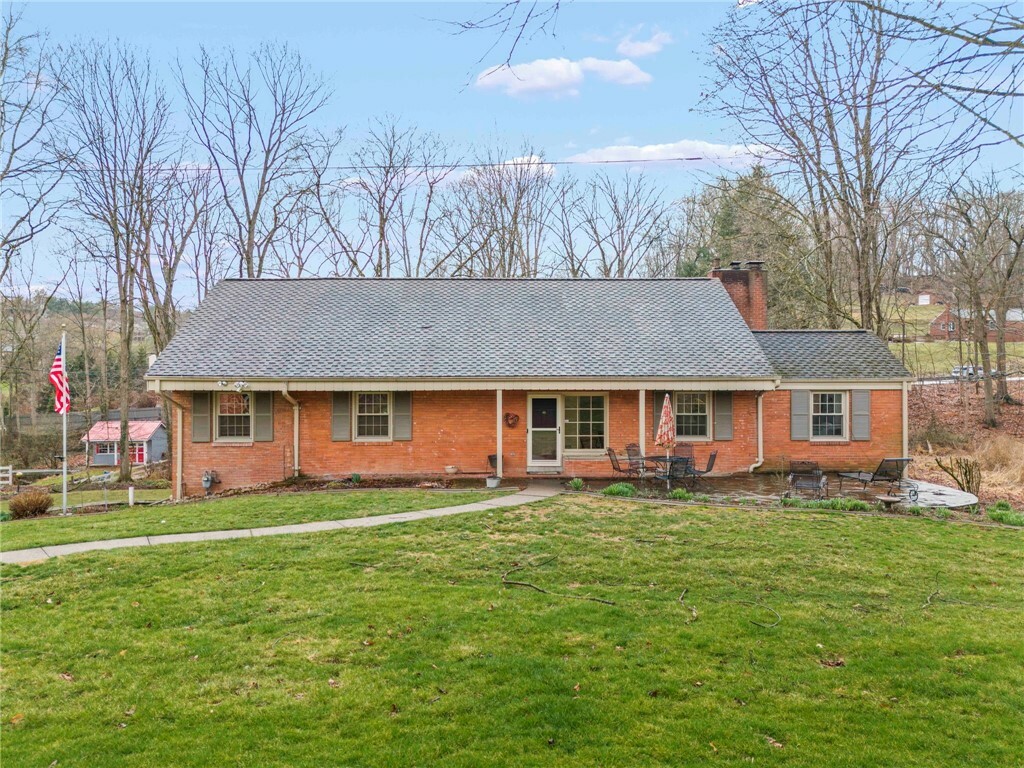 Property Photo: 105 Fairway Drive PA 15317