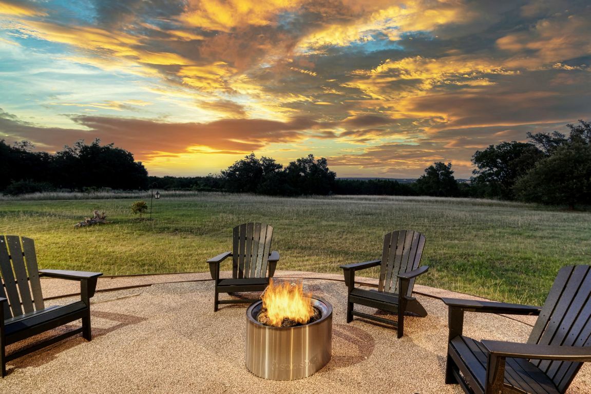Property Photo: 1401 Jennings Branch Road TX 78633