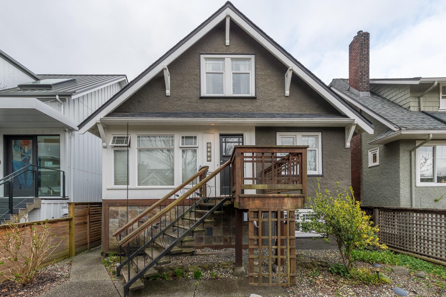 Property Photo: 1335 Laburnum Street BC V6J 3W4