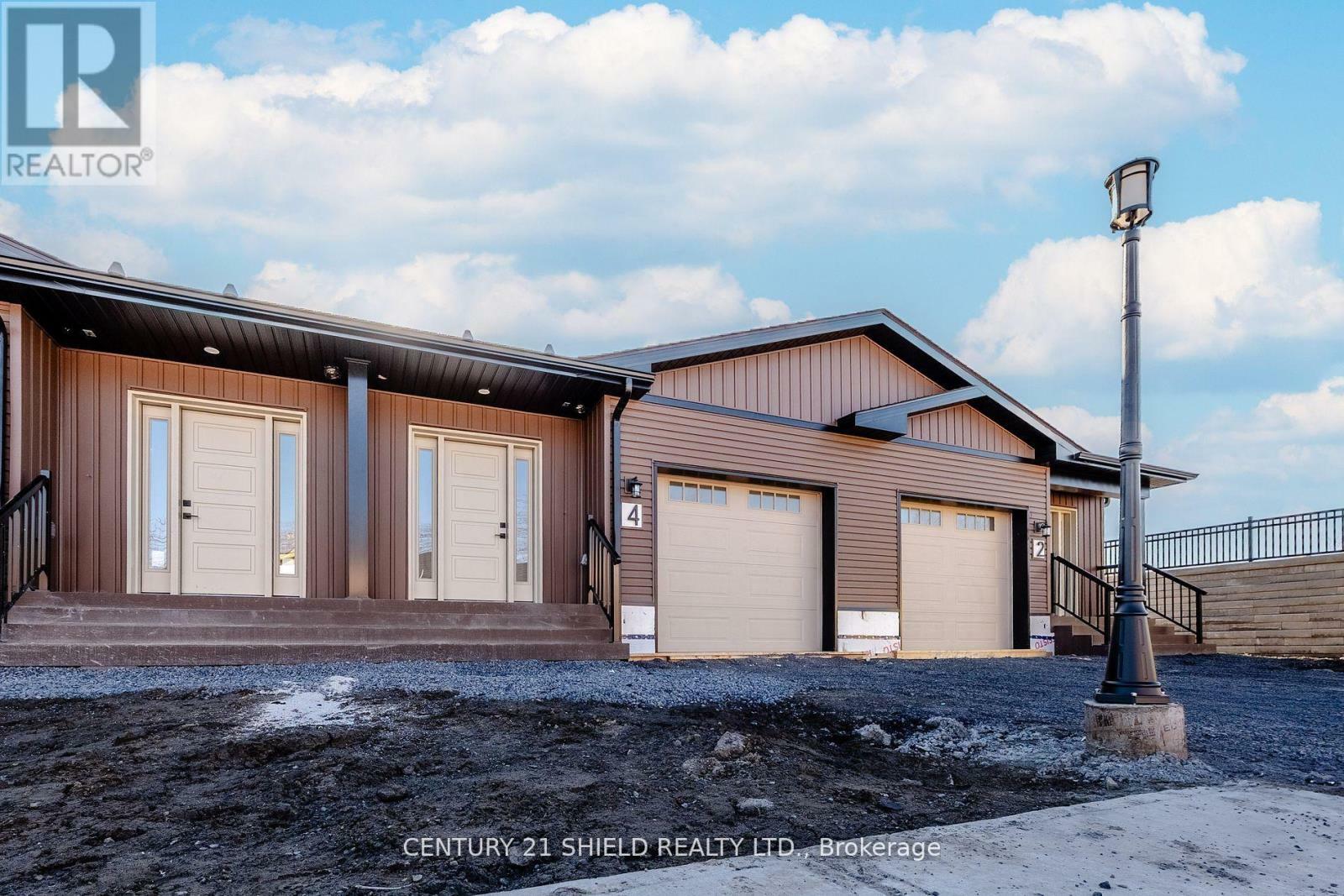 Property Photo: 6 Erindale Lane ON K0C 1P0