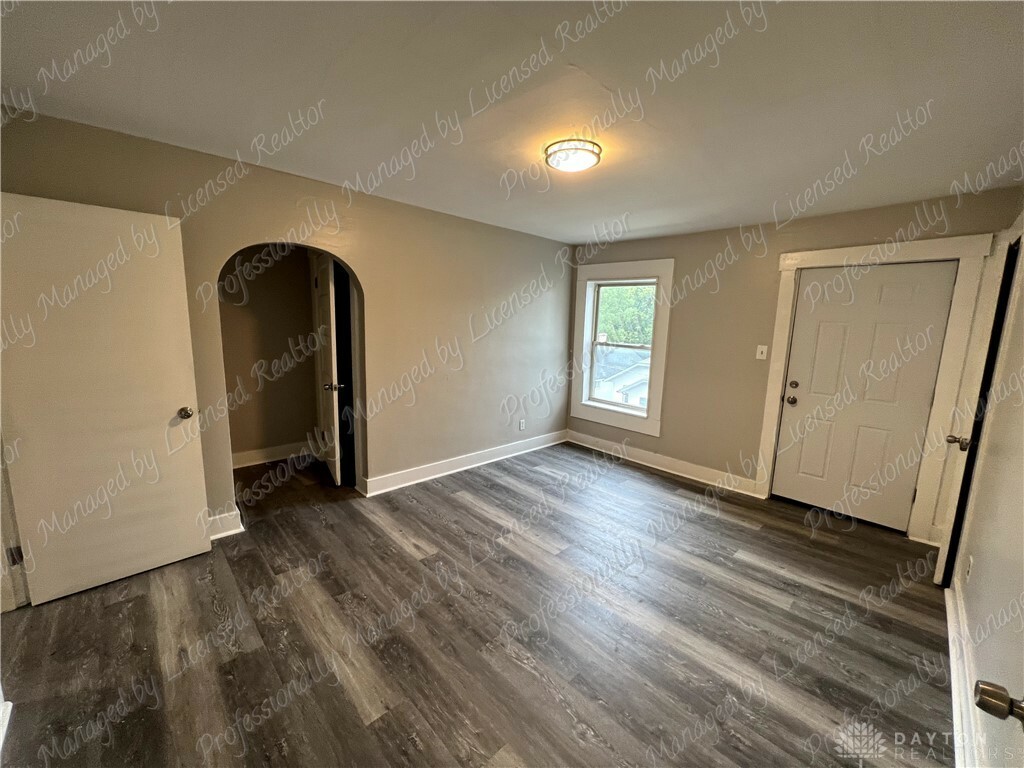 Property Photo: 208 Klee Avenue OH 45403