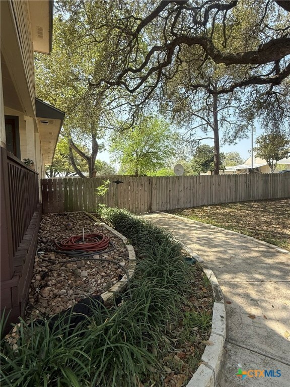 Property Photo: 108 Guerra Street TX 78160