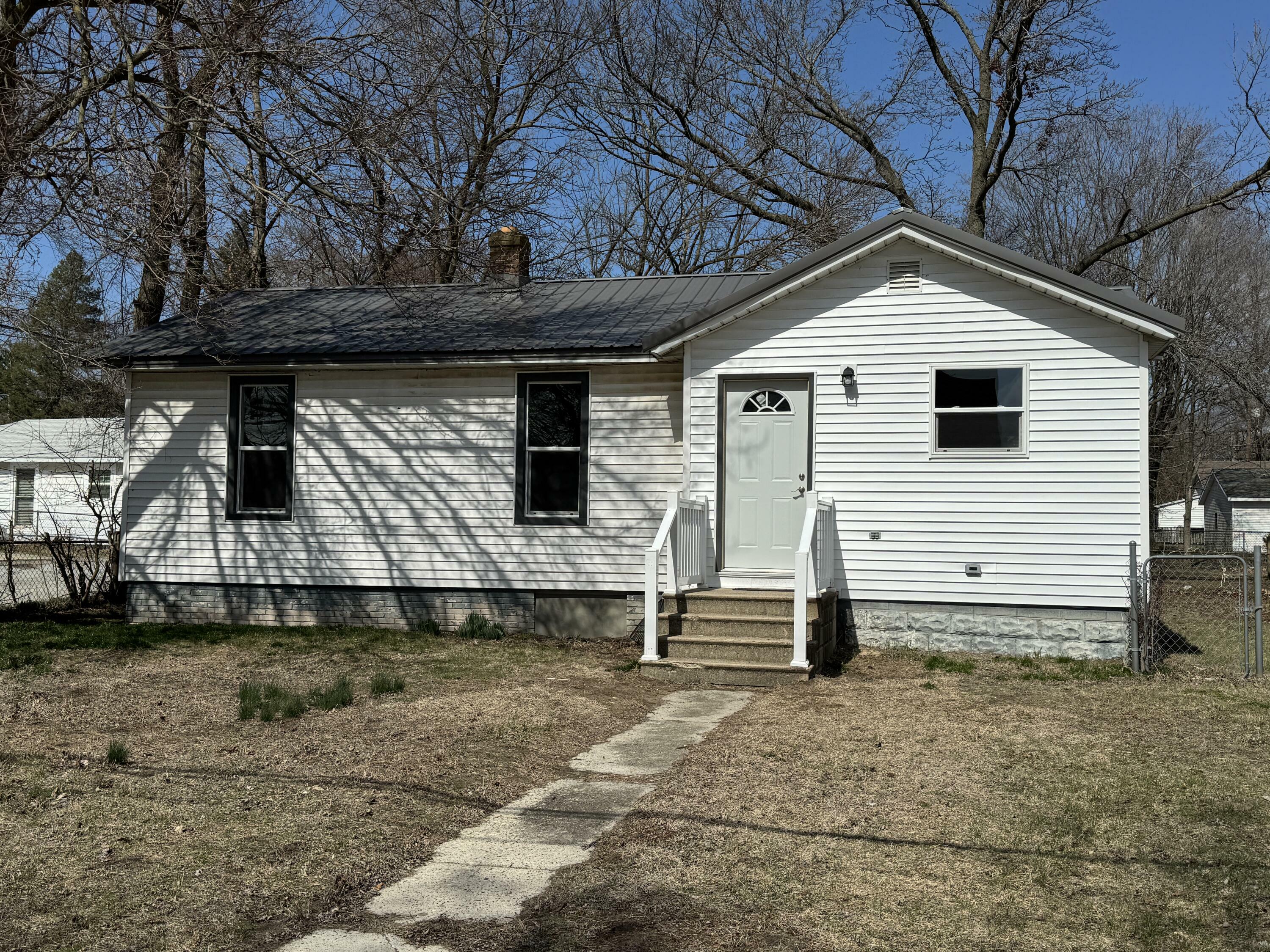Property Photo:  616 Grand Avenue  IN 46360 
