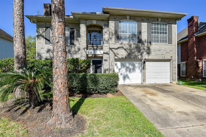 Property Photo:  1207 Green Knoll Drive  TX 77479 