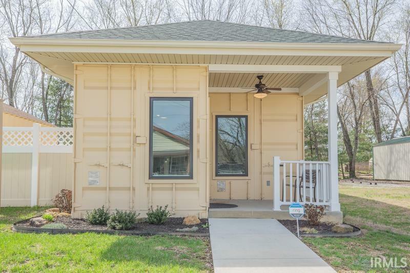 Property Photo: 1108 Cody Street IN 47710