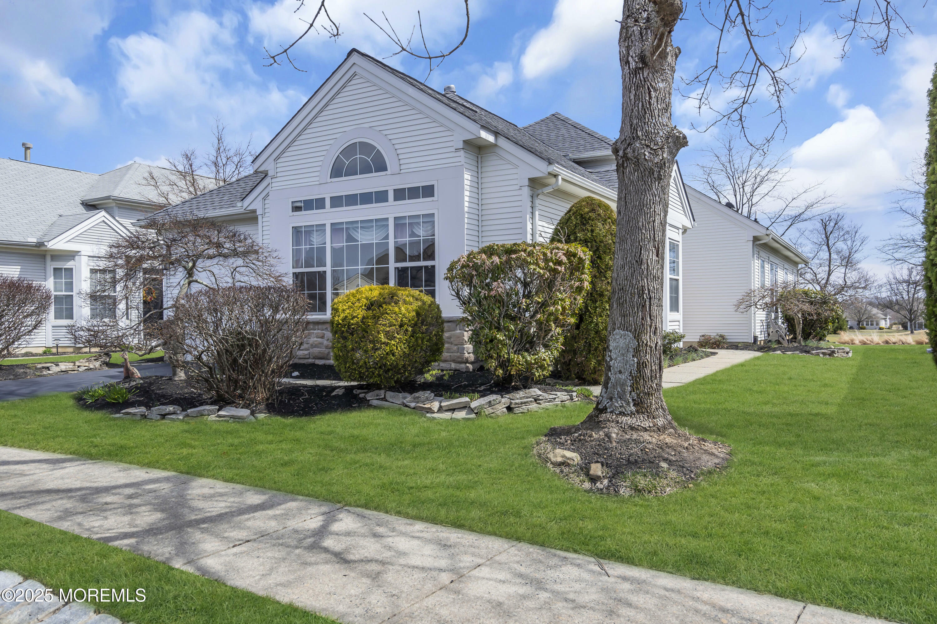 14 Dunrovin Court  Manchester NJ 08759 photo