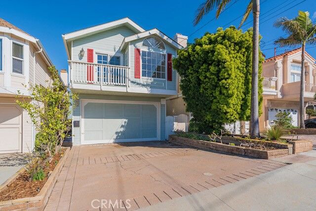 Property Photo: 1630 Carver Street CA 90278