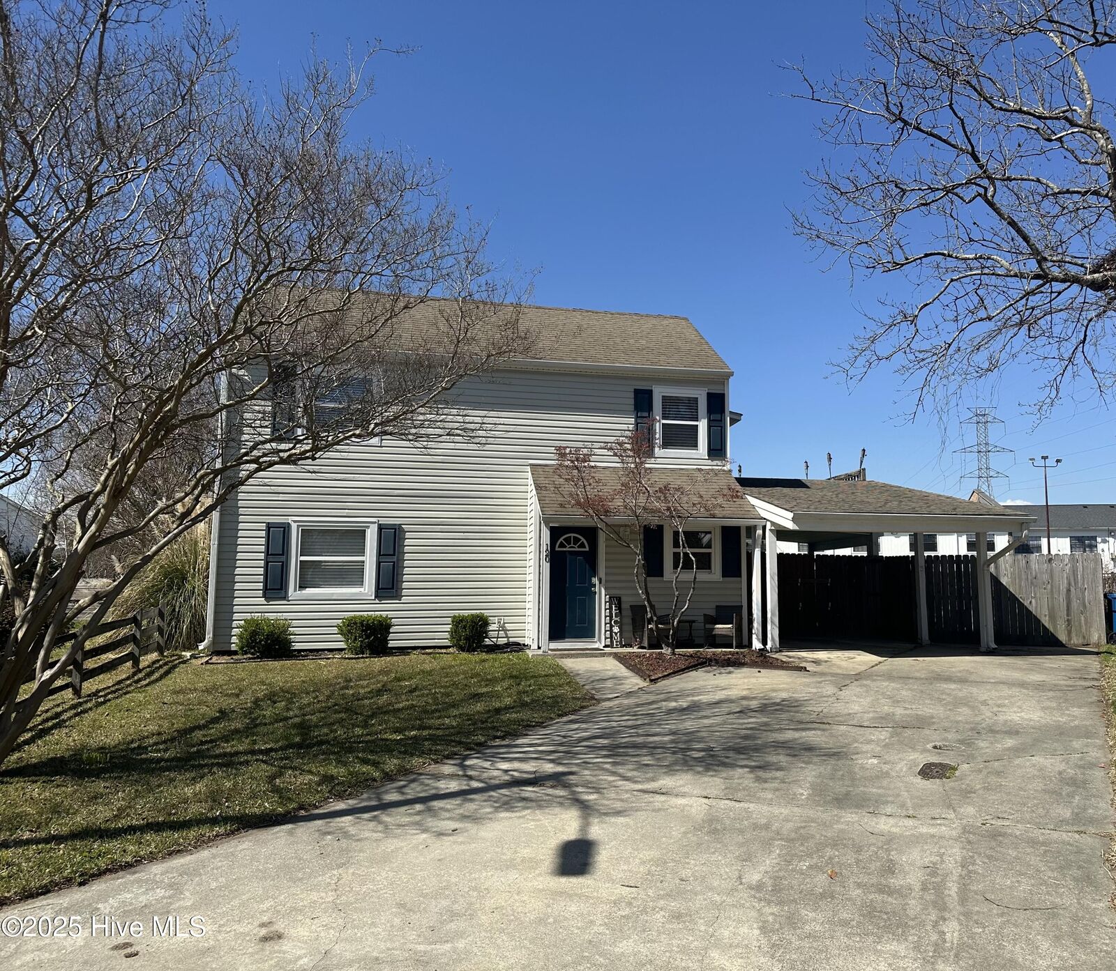 Property Photo:  120 E Saltwood Place  NC 28540 