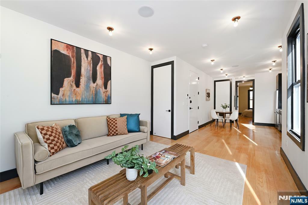 Property Photo: 37 Thorne Street 2L NJ 07307