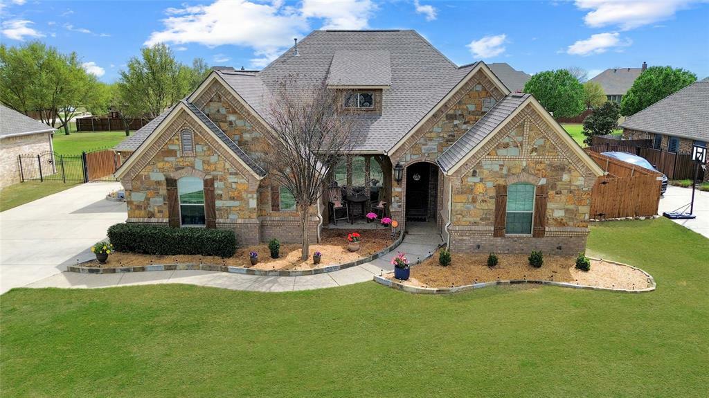 Property Photo: 1173 Durango Springs Drive TX 76052