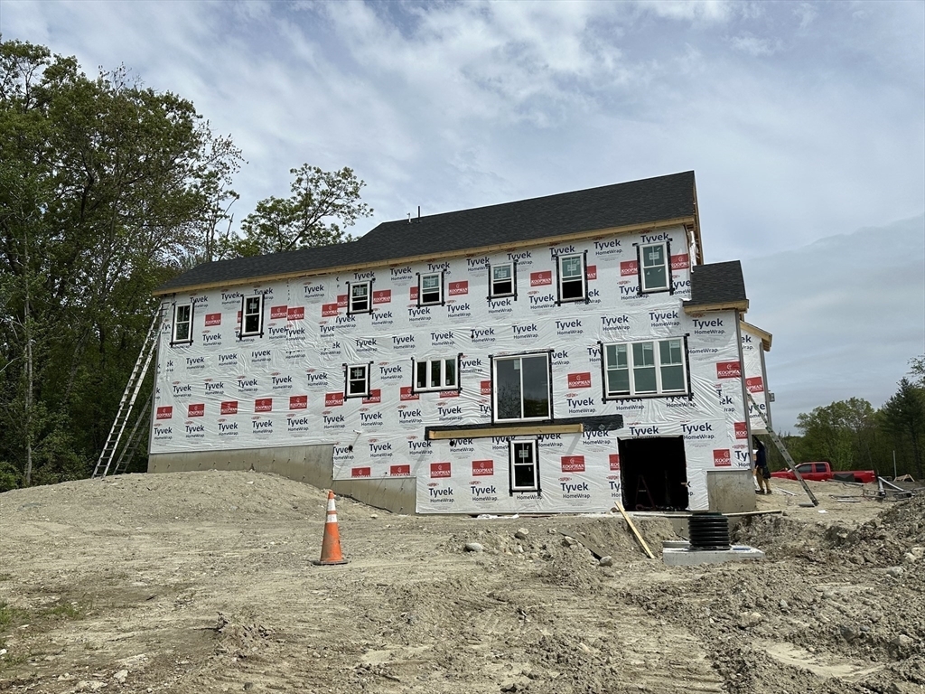 Property Photo: 2 Libbey Lane MA 01536