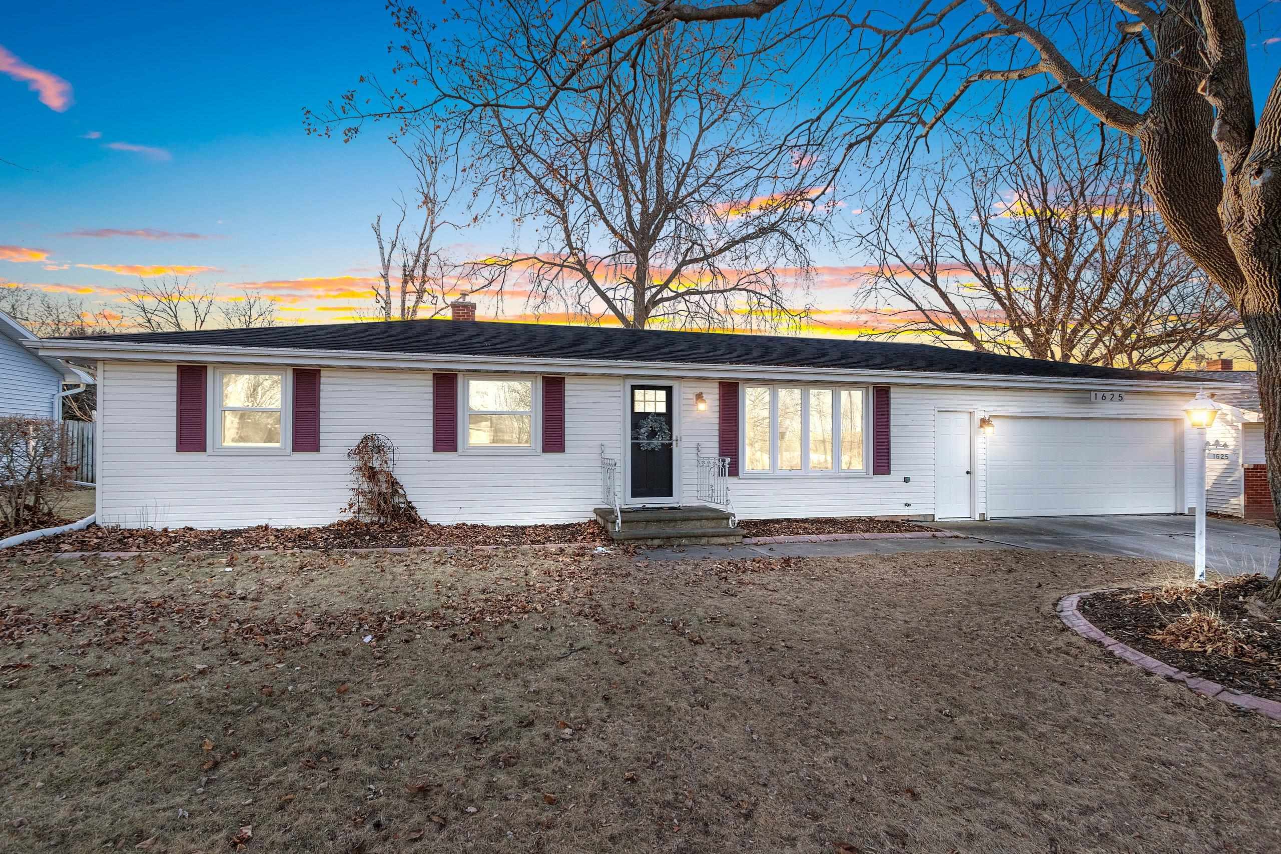 1625 Bond Court  Green Bay WI 54303 photo