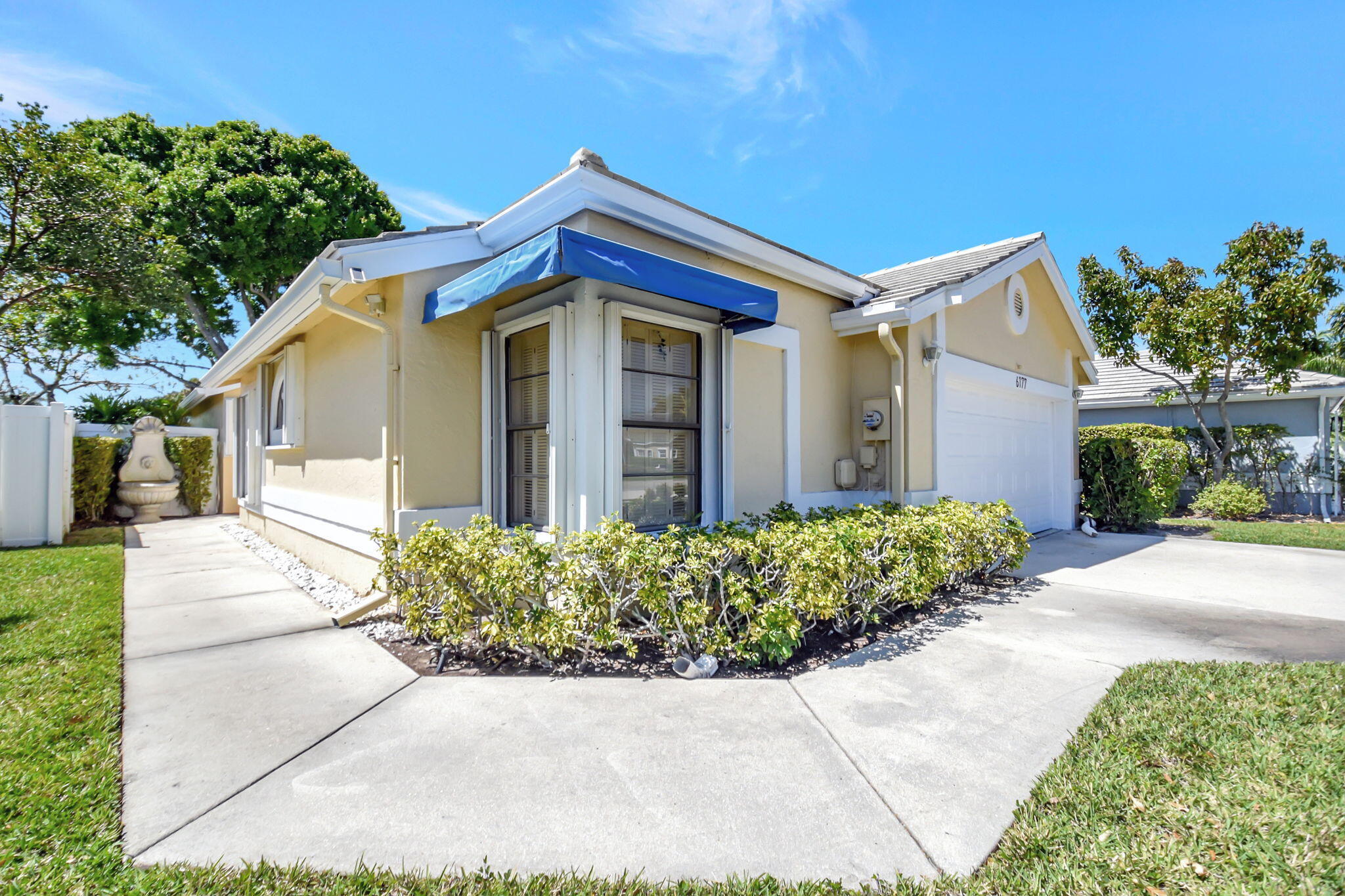 Property Photo: 6177 Beaconwood Road FL 33467